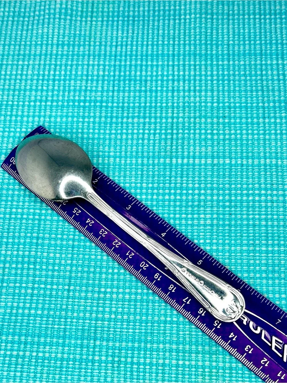 TOWLE TWS556 STAINLESS TEASPOON CHINA 5 spoons